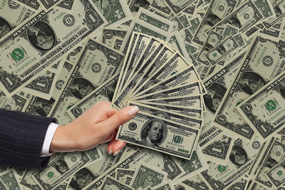 Pro finanční výpomoc, navštivte náš odkaz